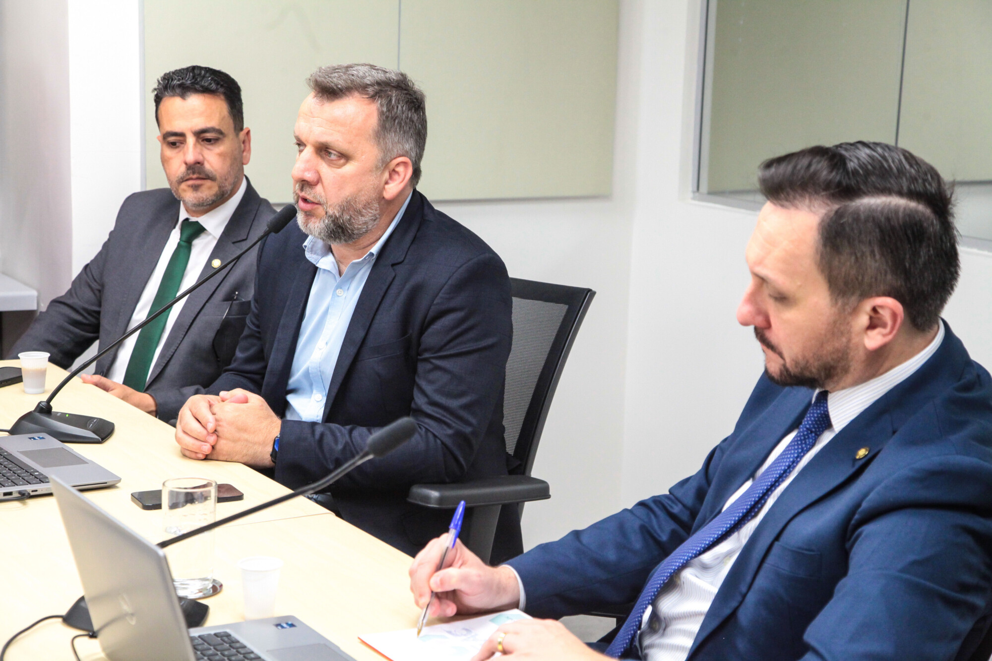 - Deputado Soratto (PL)
 -  Jerry Comper (MDB) -Secretário da infraestrutura
 - Deputado Pepê Collaço (PP)