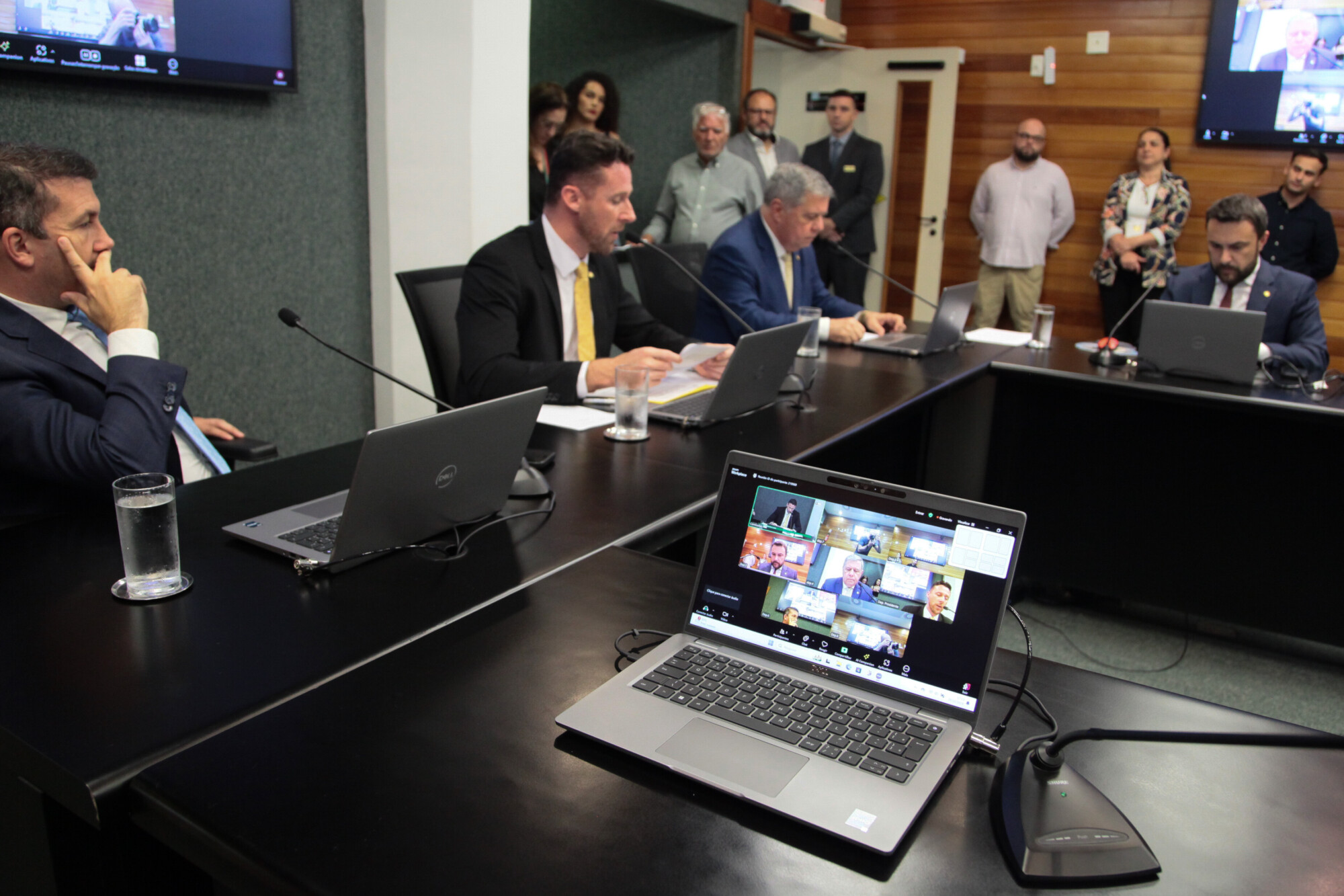 - Deputado Camilo Martins (Podemos) 	
 - Deputado Fernando Krelling (MDB) 	 - Deputado Mário Motta (PSD) - Deputado Marcius Machado (PL)