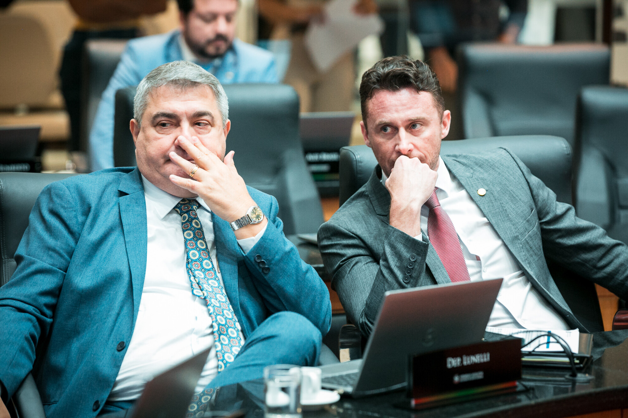 - Deputado Antídio Lunelli (MDB)
 - Deputado Fernando Krelling (MDB)
