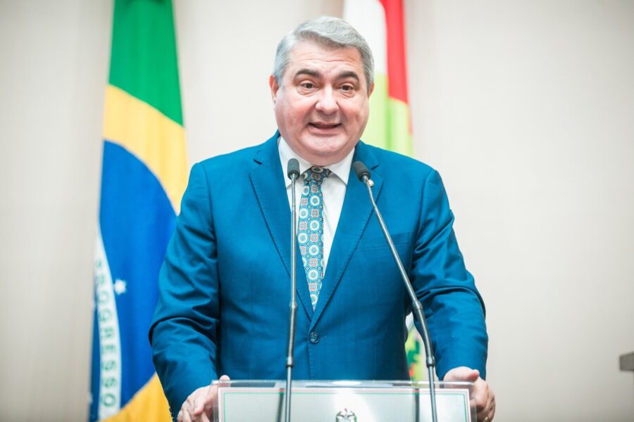Deputado Lunelli.