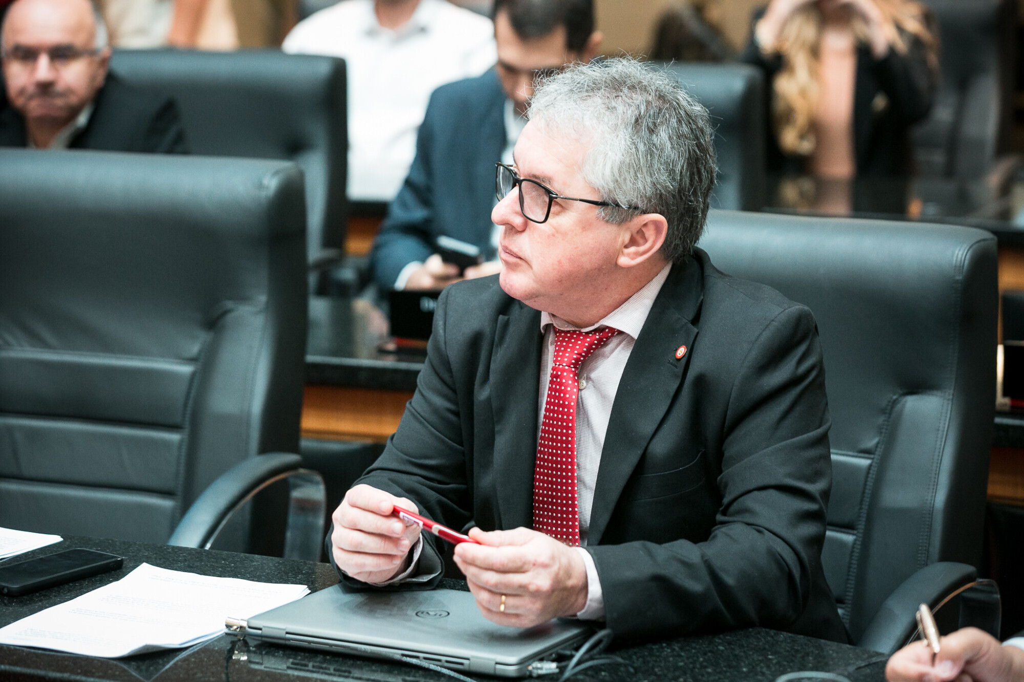 - Deputado Tiago Zilli (MDB)