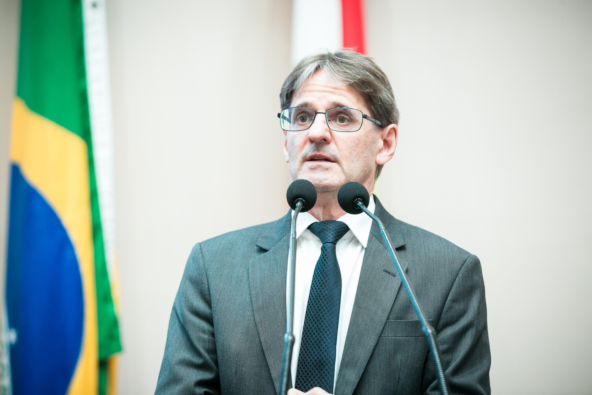- Deputado Neodi Saretta (PT)