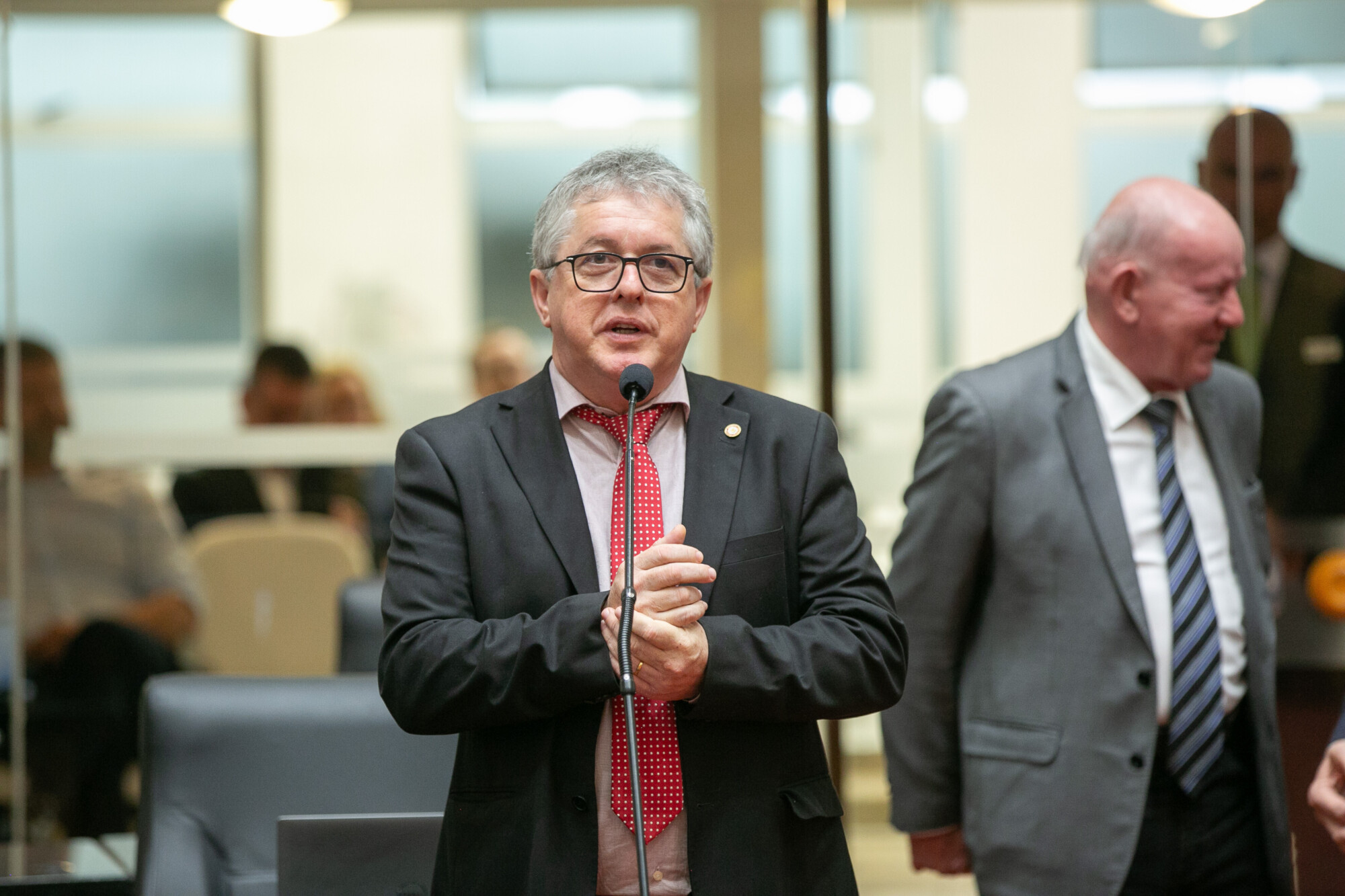 - Deputado Tiago Zilli (MDB)