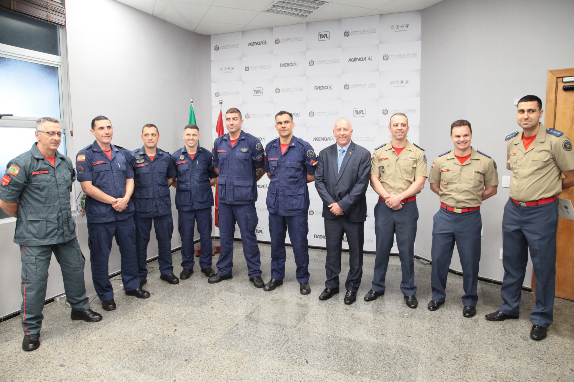 Moção de Aplauso aos Bombeiros Militares – Deputado Oscar Gutz