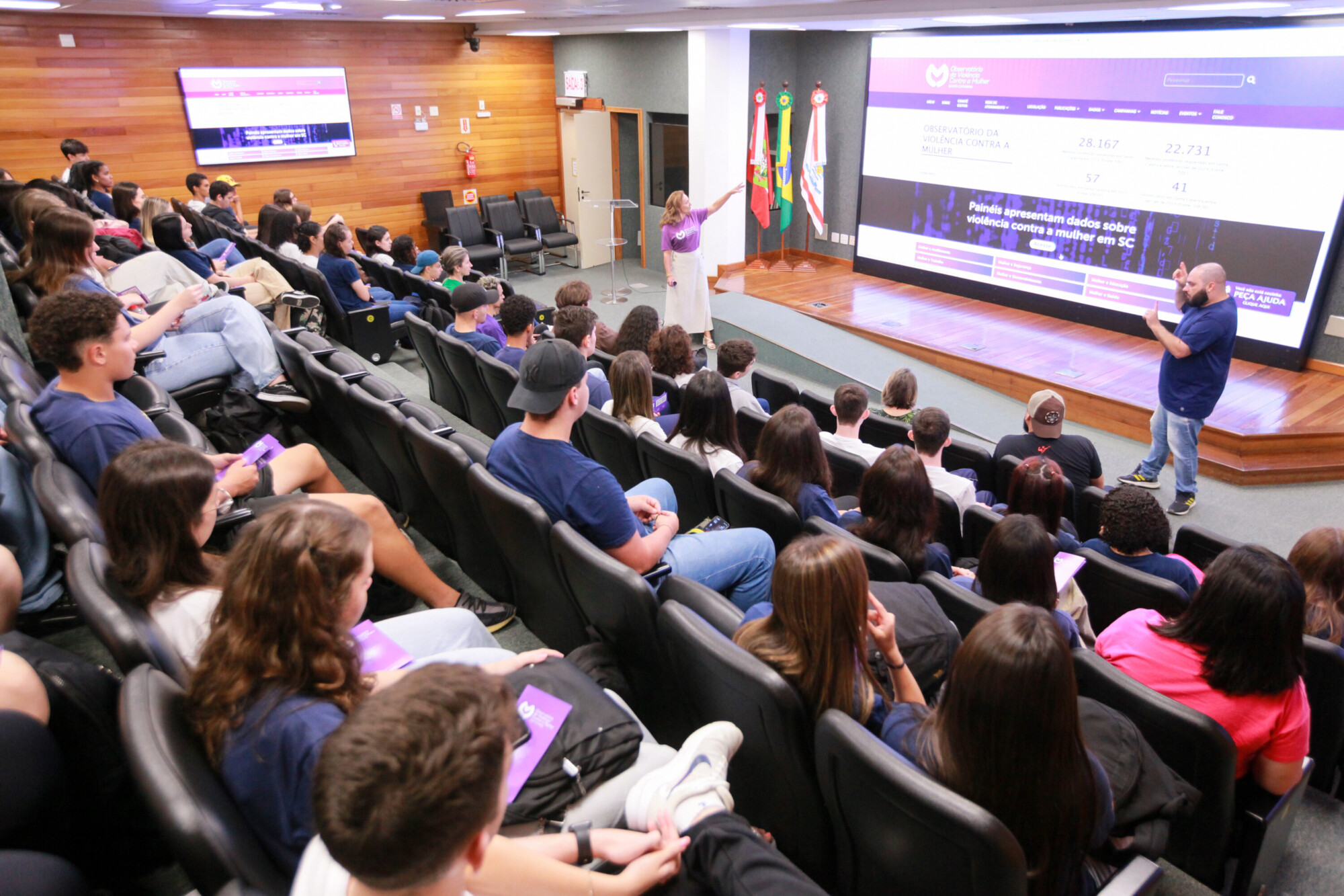 Palestra Delegada Claudia – Observatório da Violência Contra a Mulher