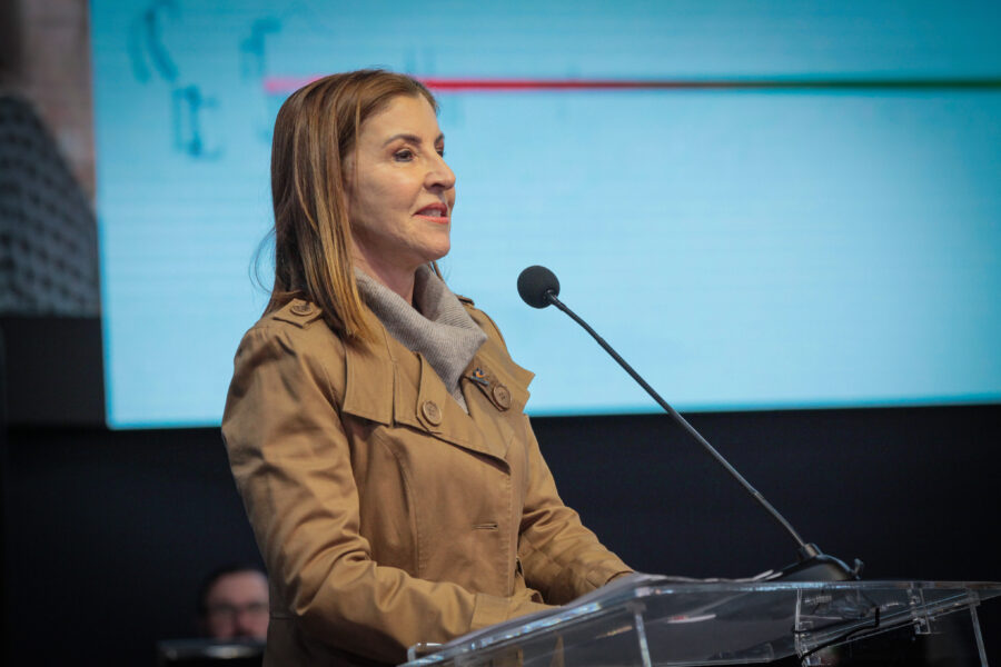 Presidente do Conselho de Administração do Banco da Família, Isabel Baggio, convidada para participar de reunião da Comissão.