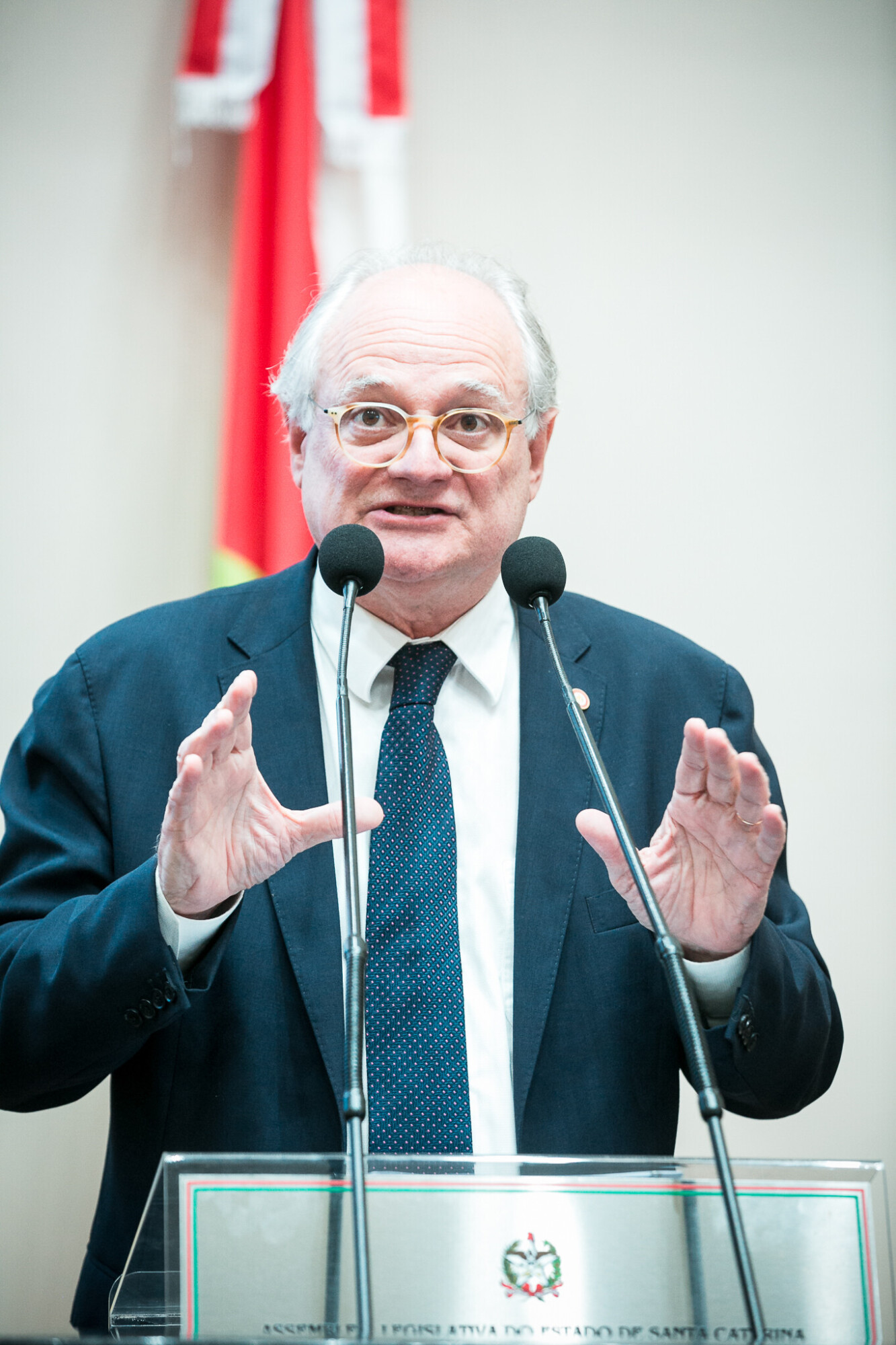 - Deputado Dr. Vicente Caropreso (PSDB)