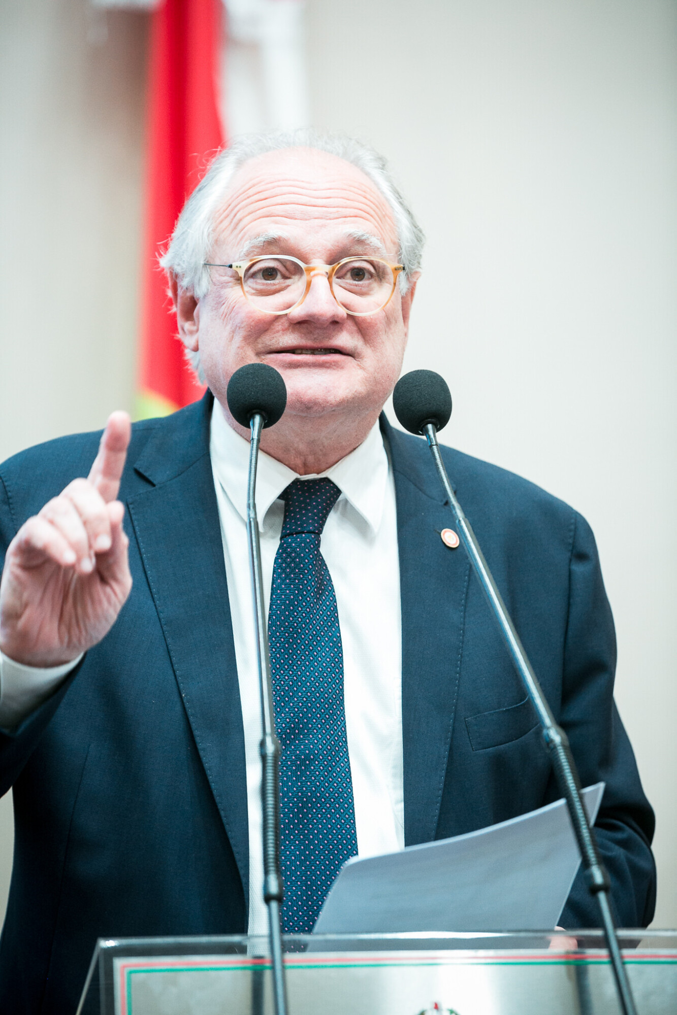 - Deputado Dr. Vicente Caropreso (PSDB)