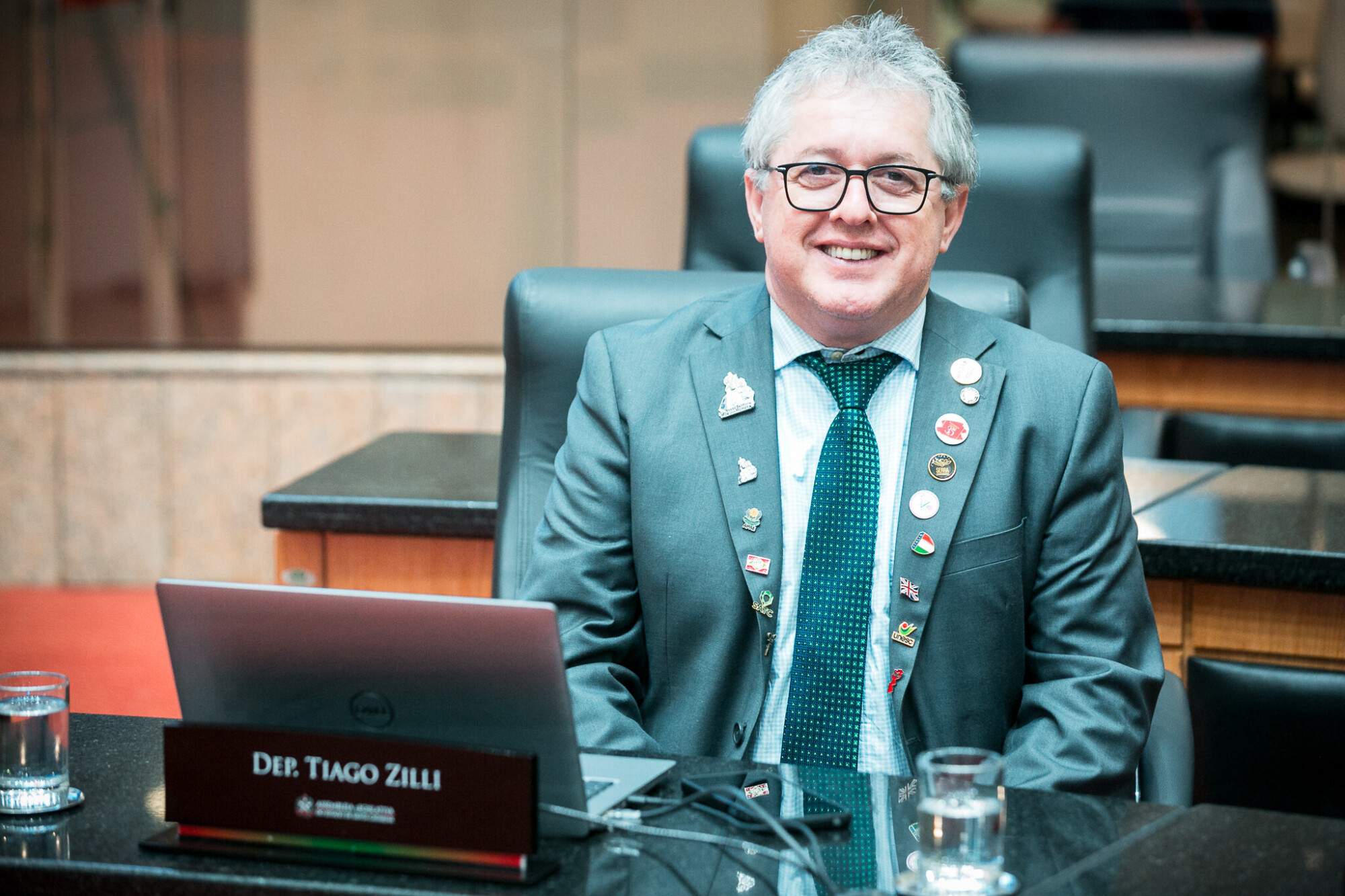 - Deputado Tiago Zilli (MDB)
