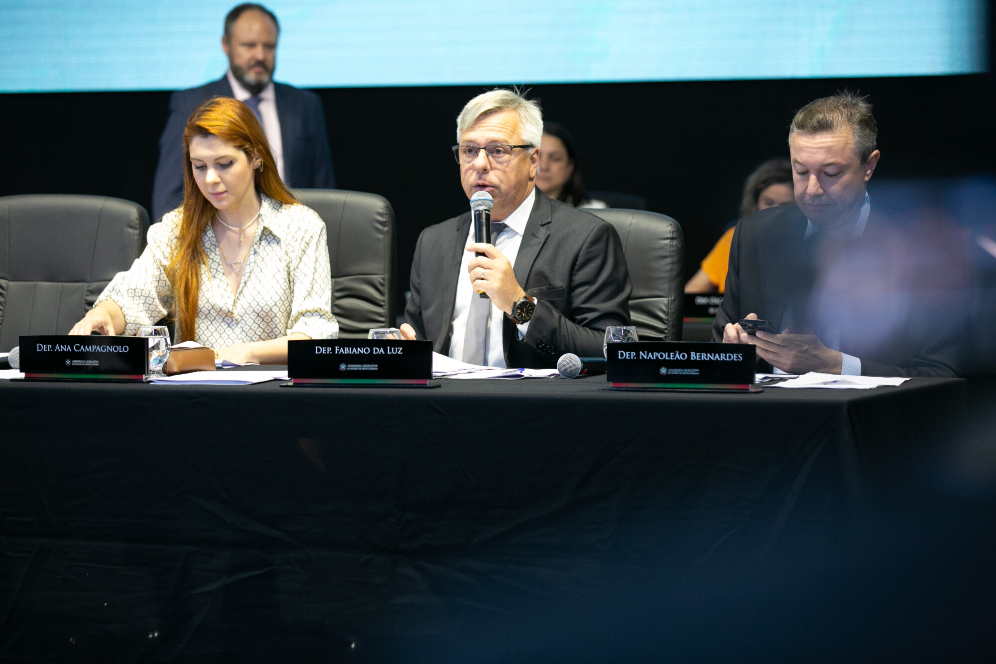 - Deputada Ana Campagnolo (PL)
 - Deputado Fabiano da Luz (PT) 	 - Deputado Napoleão Bernardes (PSD)