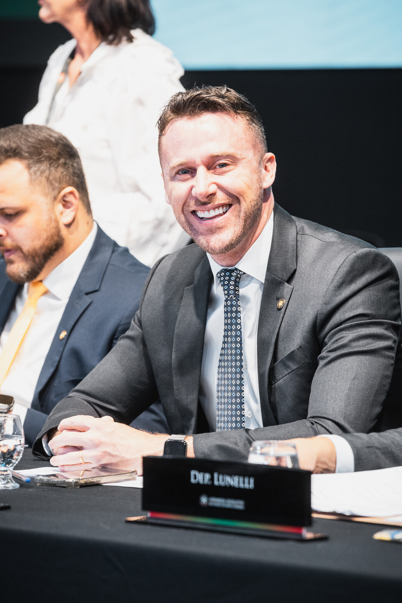 - Deputado Lucas Neves (Podemos) 	- Deputado Fernando Krelling (MDB)