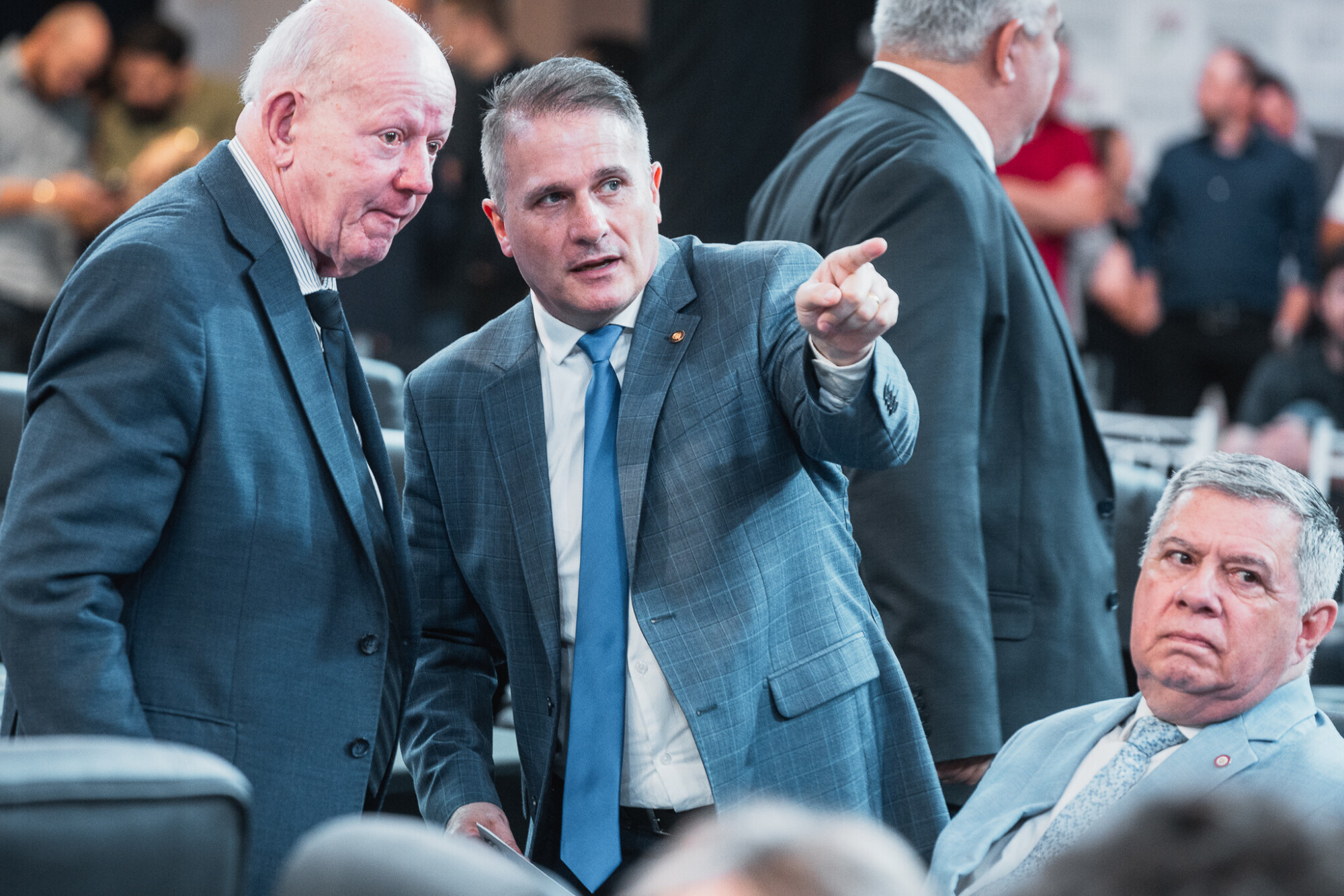 - Deputado Marcos Vieira (PSDB)
 - Deputado Altair Silva (PP) 	
 - Deputado Mário Motta (PSD)