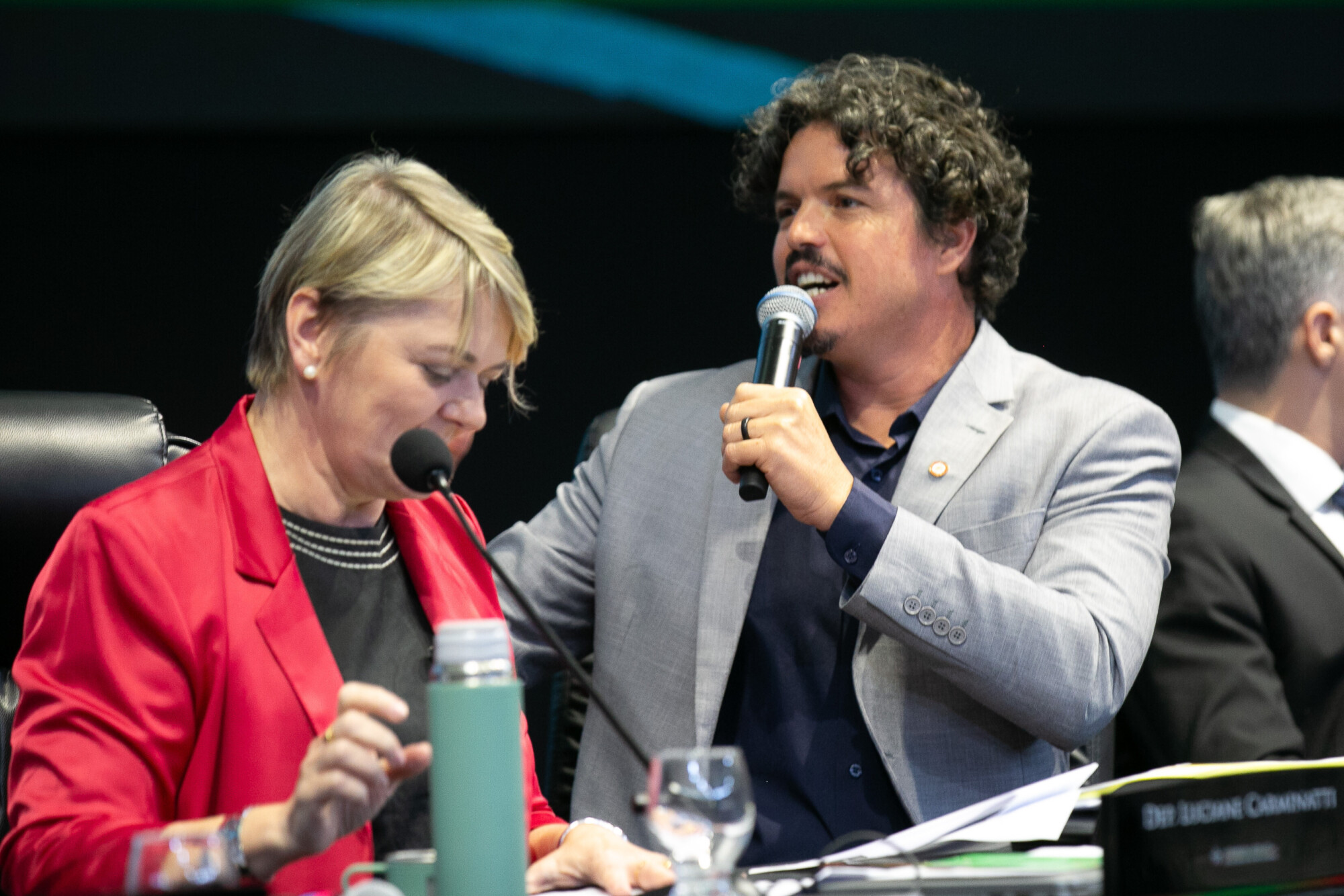 - Deputada Luciane Carminatti (PT) 		
 - Deputado Marquito (PSOL)