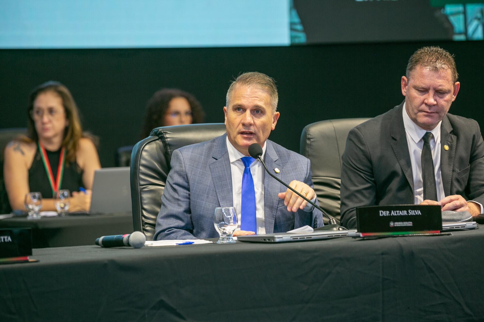 - Deputado Altair Silva (PP) 	 - Deputado Edilson Massoco (PL)
