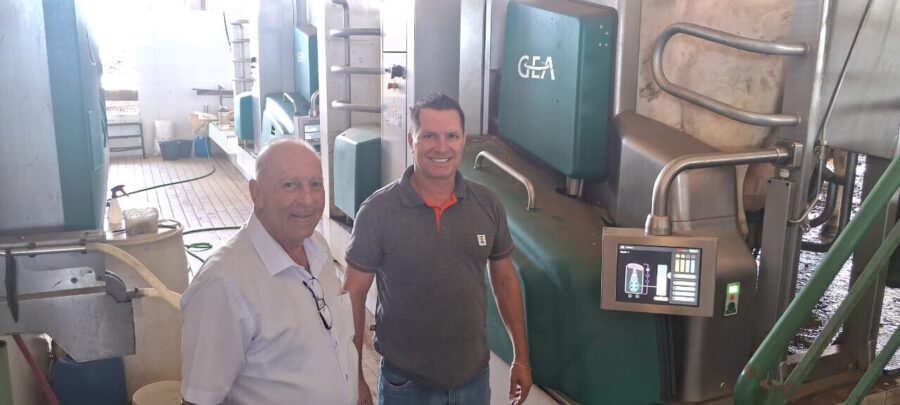 Deputado Oscar Gutz visita empresa da cadeia do leite em Dionísio Cerqueira