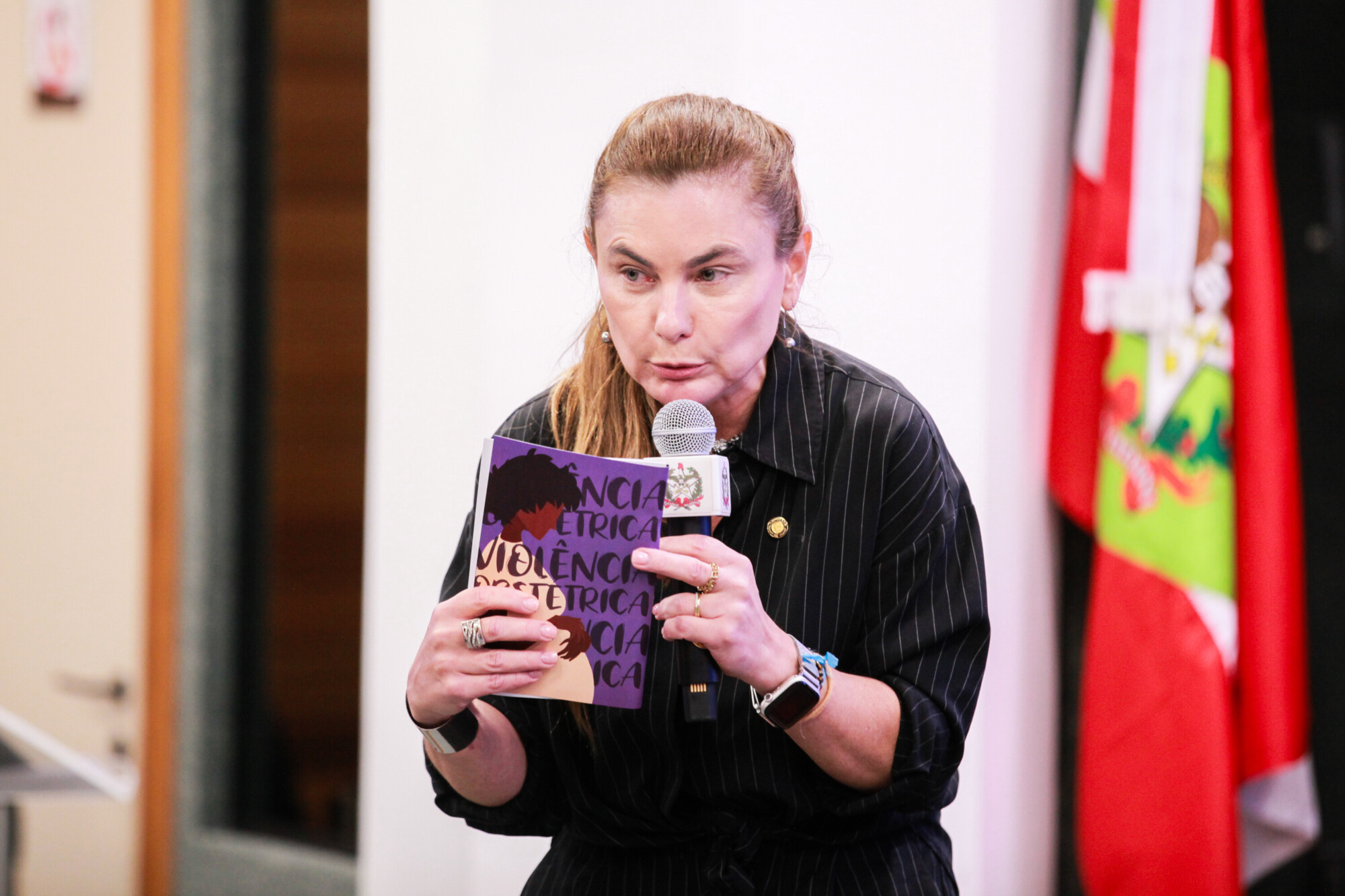 - Deputada Paulinha (Podemos)