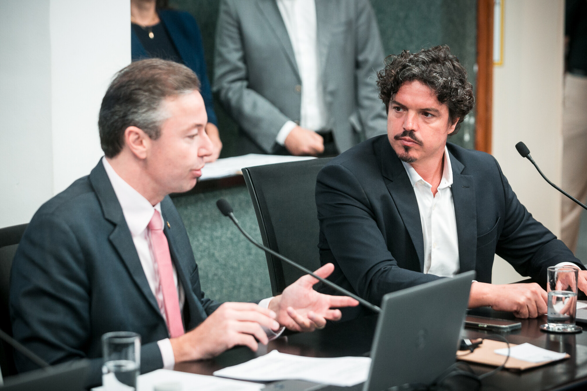 - Deputado Napoleão Bernardes (PSD) 	
 - Deputado Marquito (PSOL)