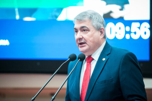 Sessão tem defesa de reforma administrativa e de incentivos ao esporte
