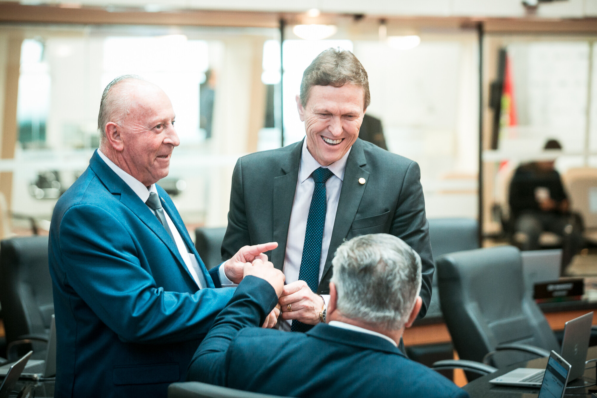 - Deputado Oscar Gutz (PL) 	
 - Deputado Volnei Weber (MDB)