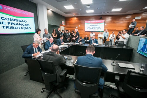 Sistema de monitoramento em escolas tem parecer favorável da Comissão de Finanças