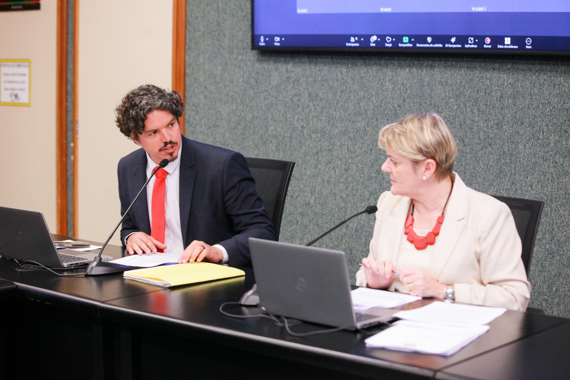- Deputado Marquito (PSOL)
 - Deputada Luciane Carminatti (PT)