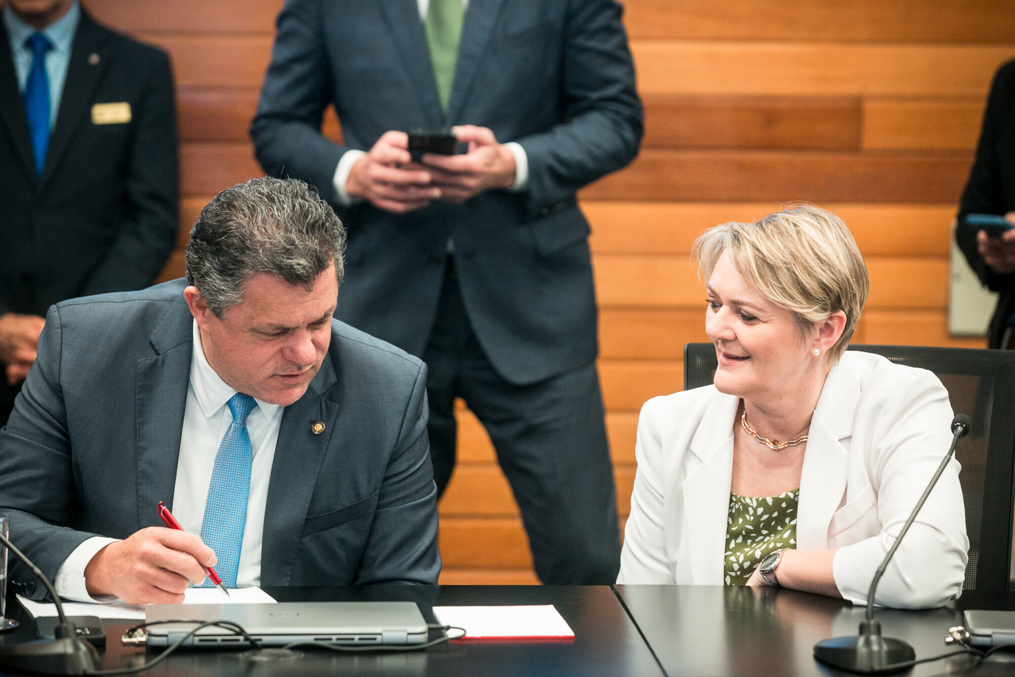 - Deputado Ivan Naatz (PL) 	
 - Deputada Luciane Carminatti (PT)