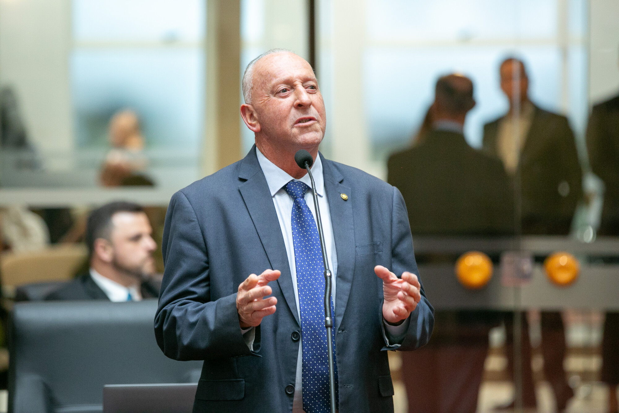 - Deputado Oscar Gutz (PL)