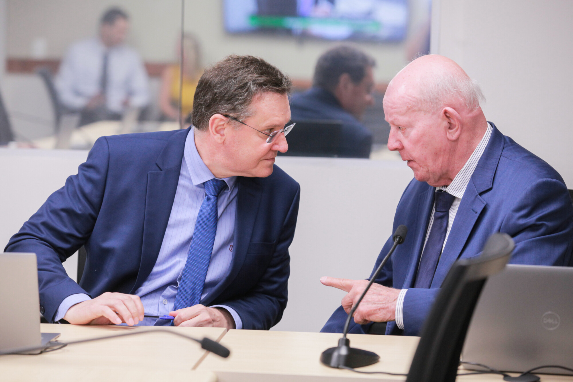 - Deputado Jair Miotto (União) 	 - Deputado Marcos Vieira (PSDB)