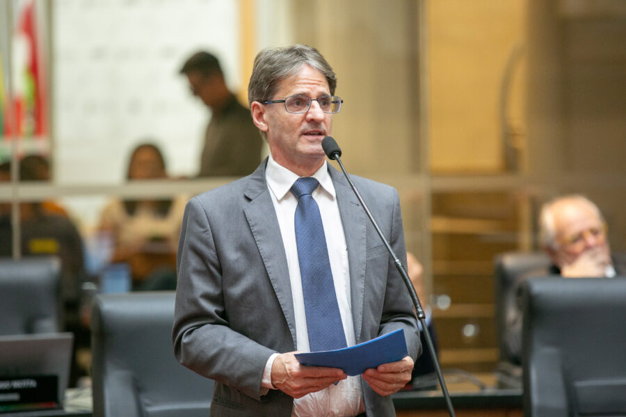 Deputado Neodi Saretta (PT)