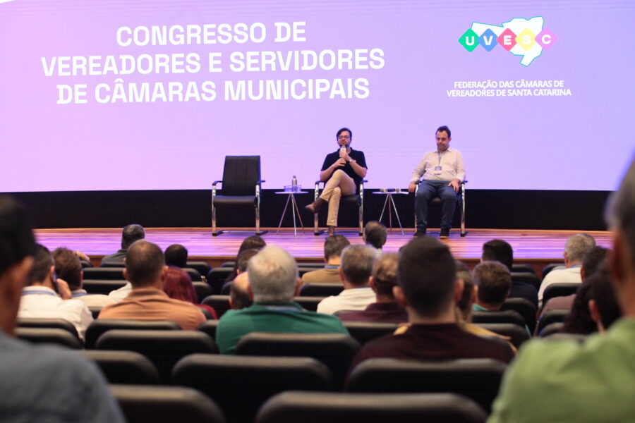 O evento aconteceu no Auditório Deputada Antonieta de Barros. Foto: Solon Soares/Agência AL | Giovanni Kalabaide/Agência AL