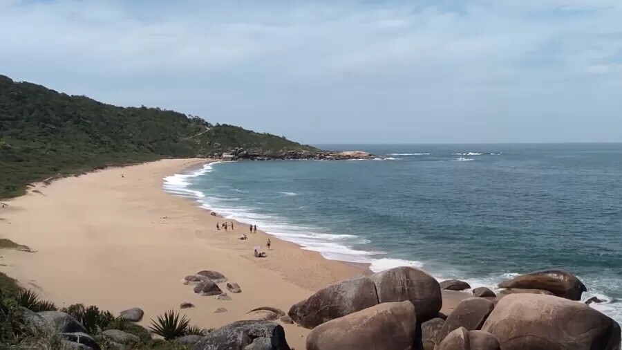 A praia de Taquarinhas, em Balneário Camboriú. FOTO: Reprodução