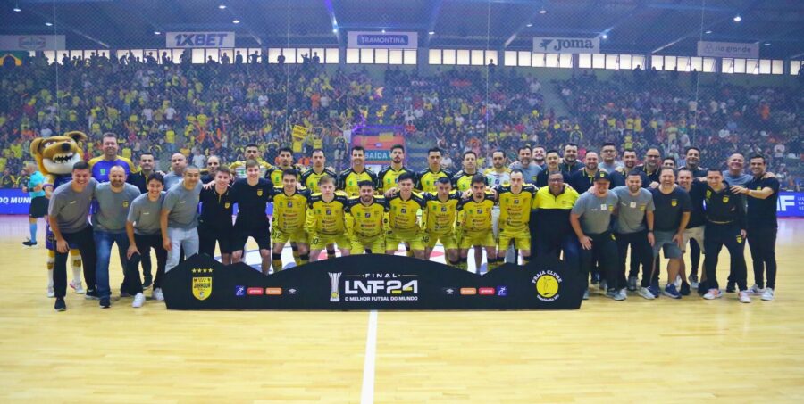 Moção de Aplauso: Dr. Vicente celebra conquista do Jaraguá Futsal como pentacampeão nacional