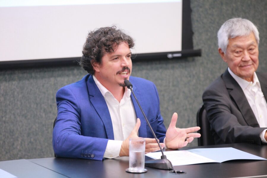 Reunião ampliada sobre o Plamus.