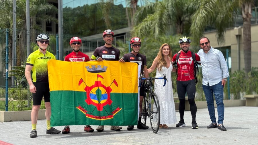 Comitiva de Guaíba (RS) veio de bicicleta agradecer apoio de SC ao estado vizinho. FOTO: Peterson Paul/Divulgação