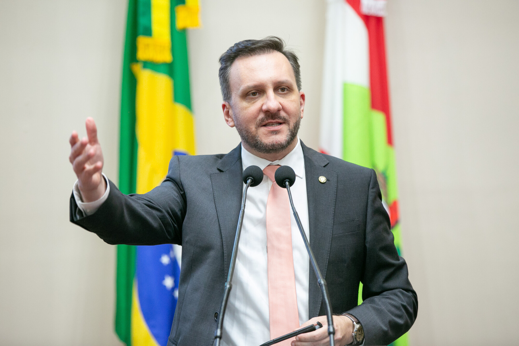 - Deputado Pepê Collaço (PP)