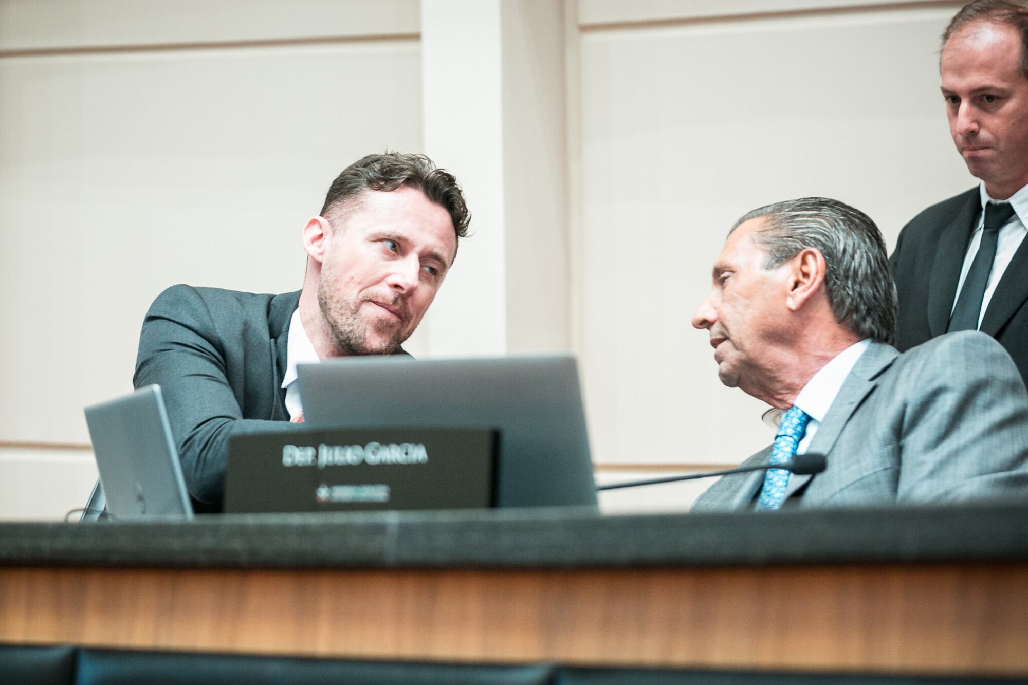 - Deputado Fernando Krelling (MDB)  - Deputado Julio Garcia (PSD)