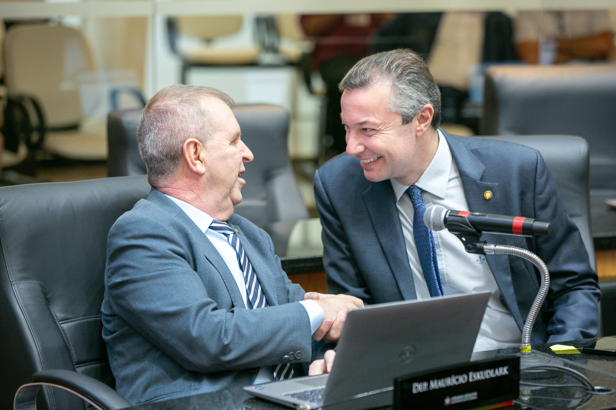 - Deputado Maurício Eskudlark (PL) 
 - Deputado Napoleão Bernardes (PSD)