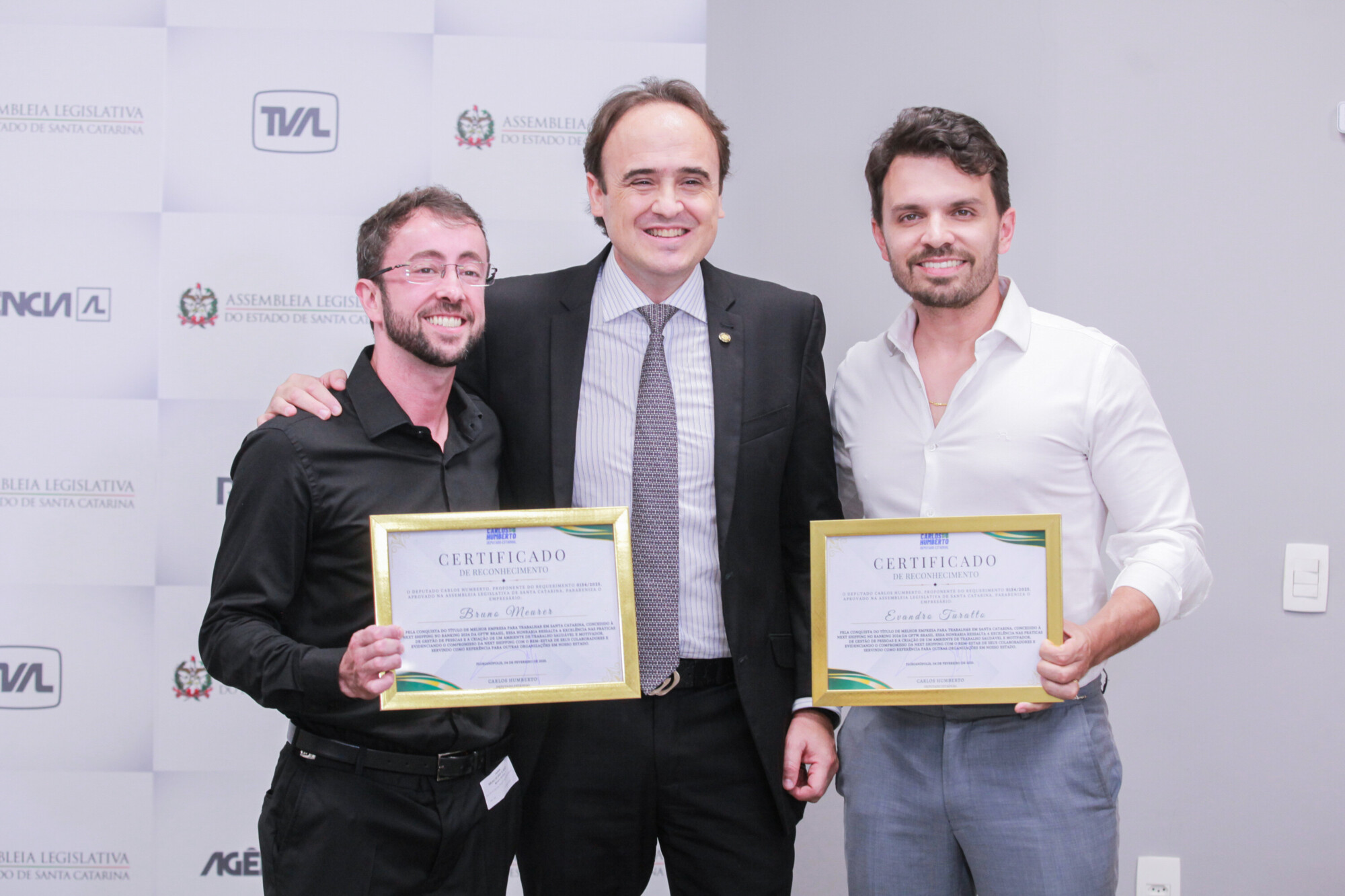Moção de Aplauso – Deputado Carlos Humberto homenageia a empresa Next Shipping