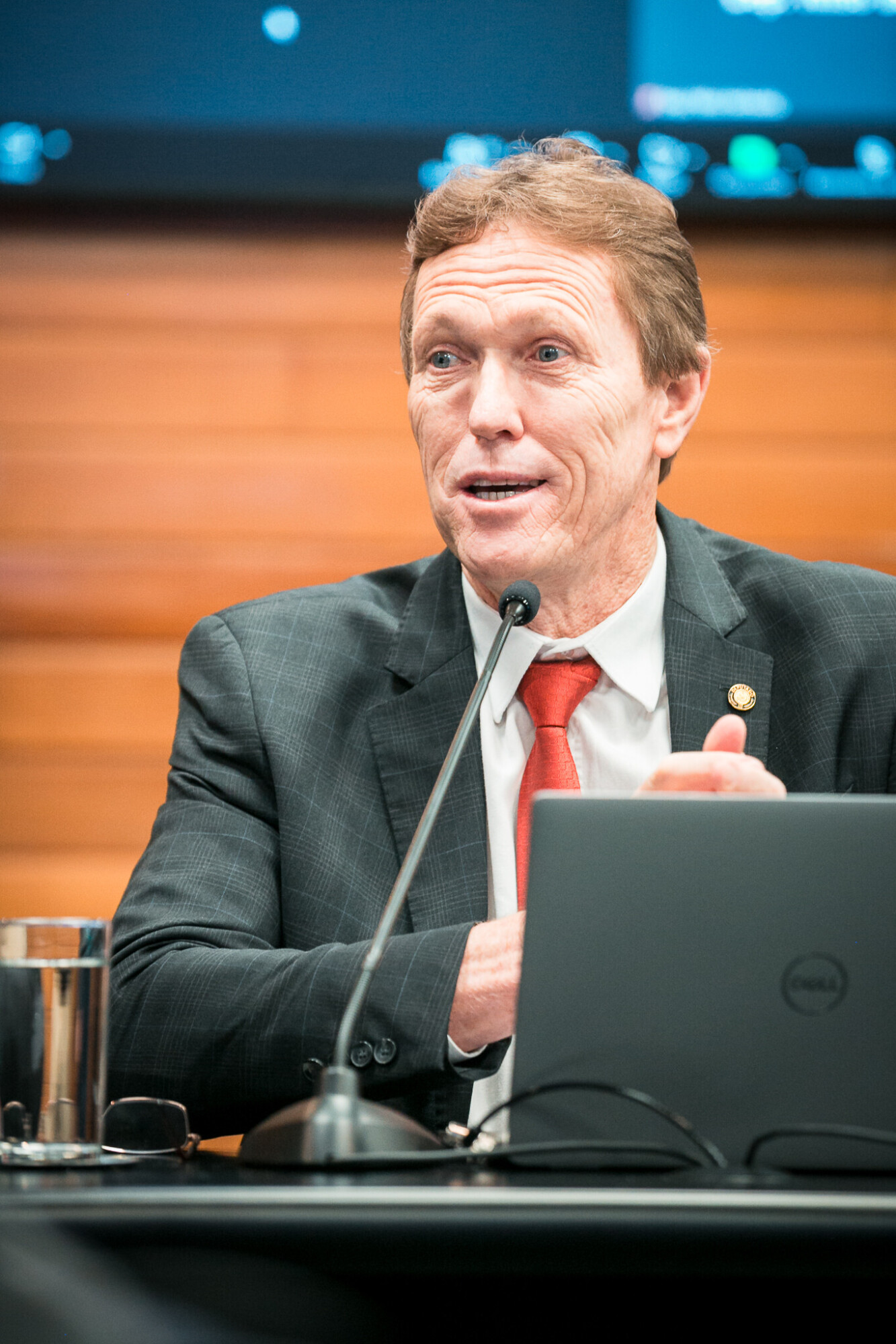 - Deputado Volnei Weber (MDB)