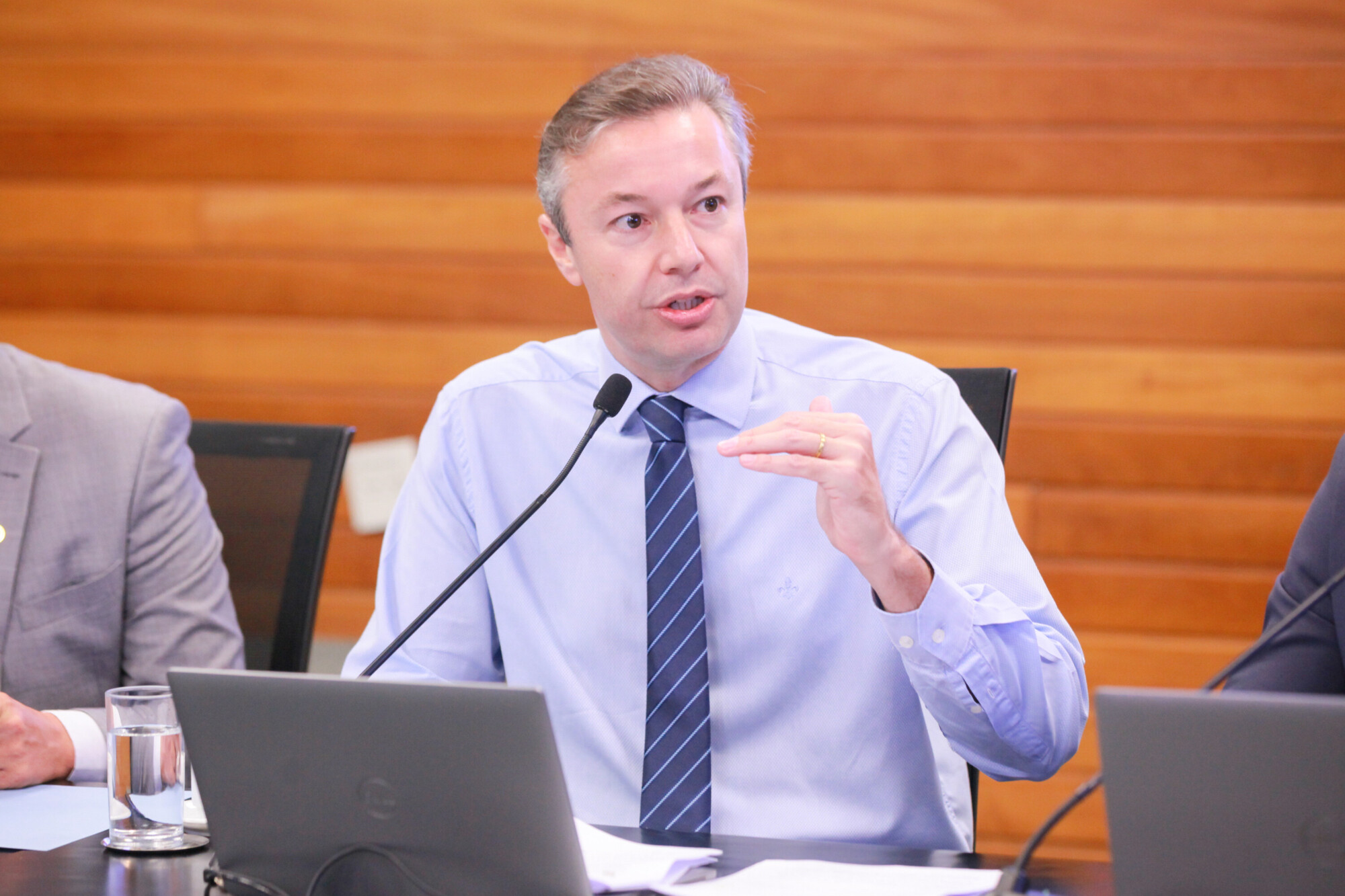 - Deputado Napoleão Bernardes (PSD)