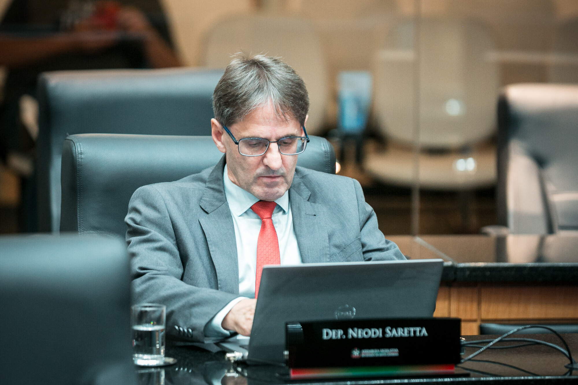 - Deputado Neodi Saretta (PT)