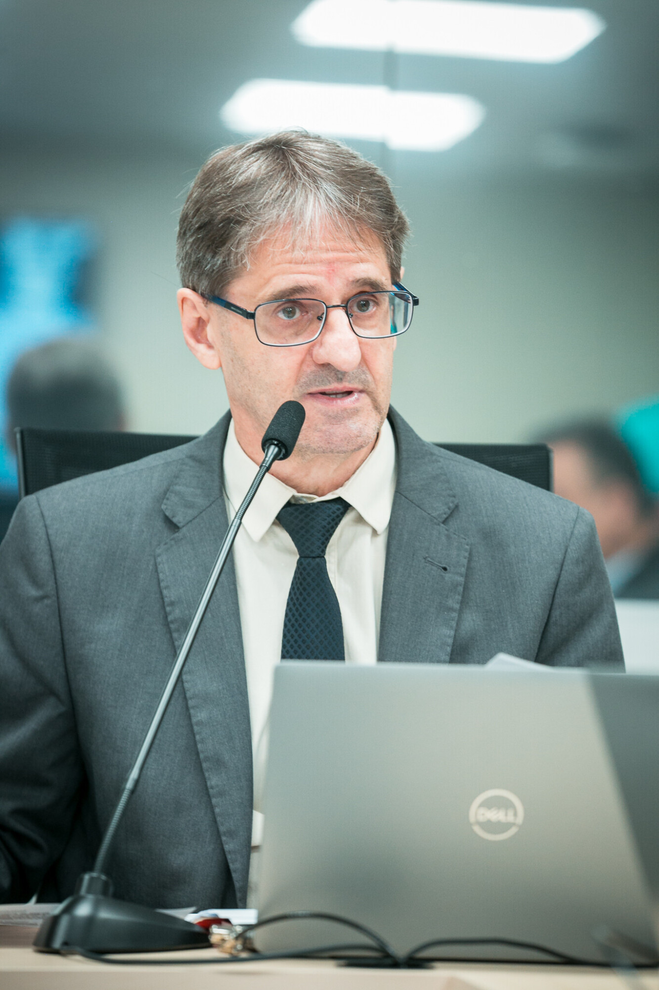 - Deputado Neodi Saretta (PT)
