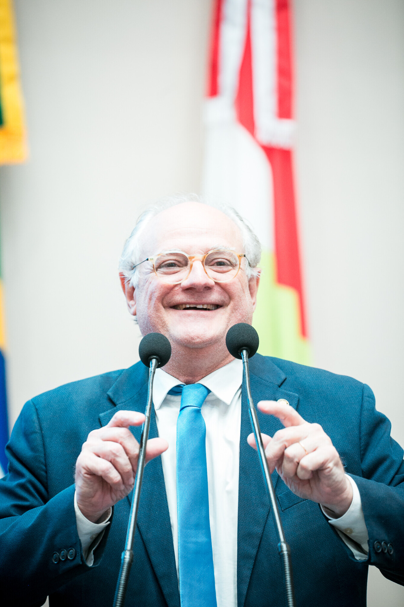 - Deputado Dr. Vicente Caropreso (PSDB)