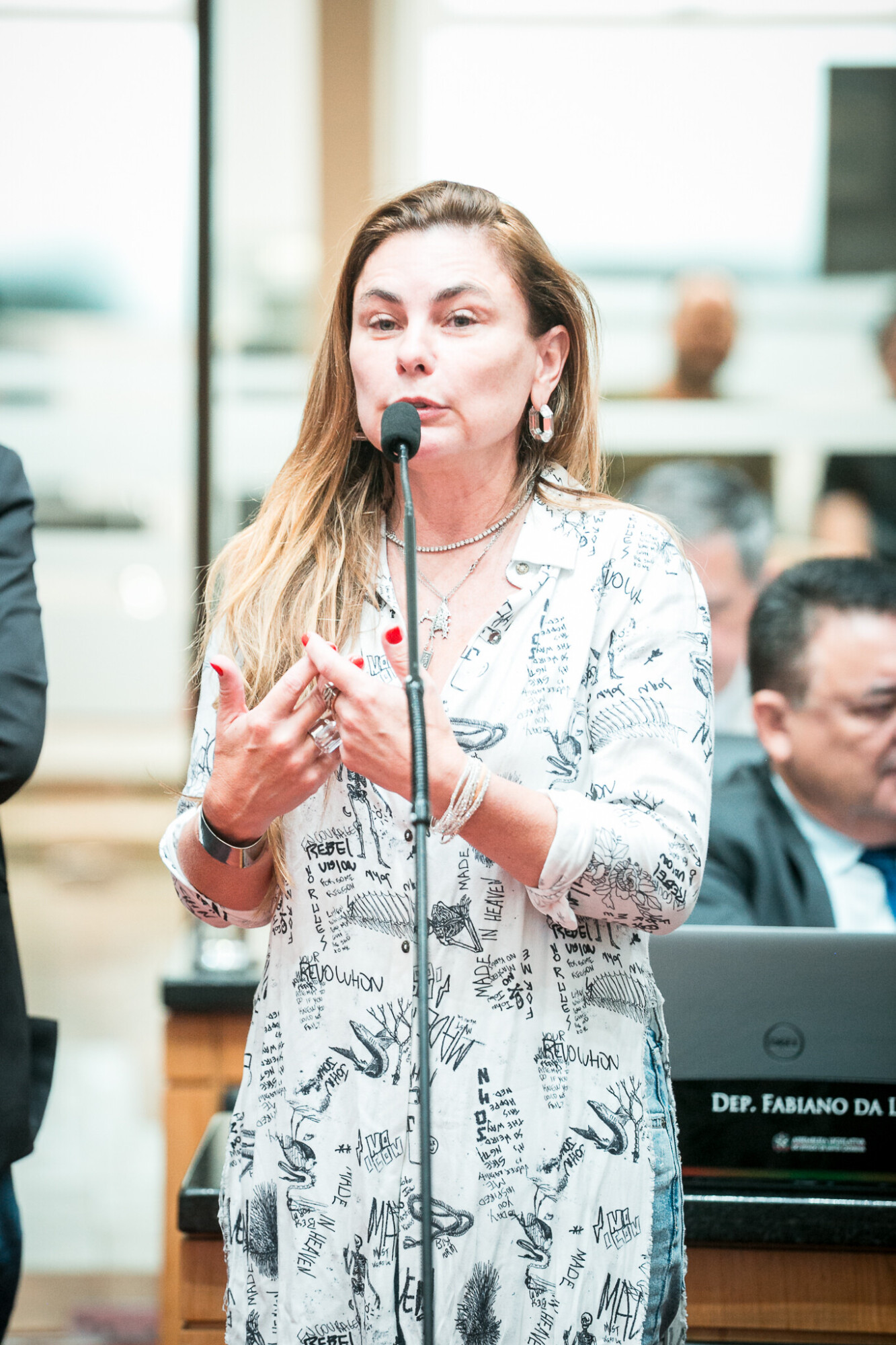 - Deputada Paulinha (Podemos)