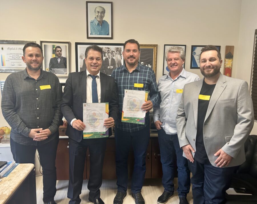 Deputado Rodrigo Minotto e vereadores de Siderópolis