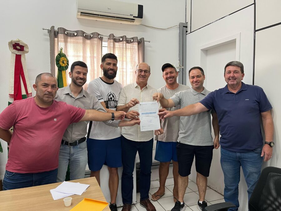 Deputado Zé Milton em visita a municípios da Amurel