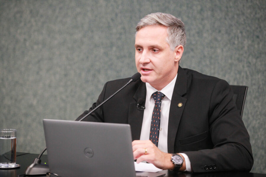 Deputado Matheus Cadorin.