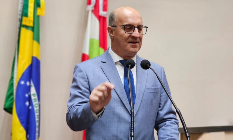 Deputado José Milton Scheffer.