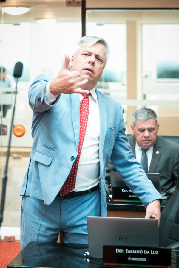 - Deputado Fabiano da Luz (PT)