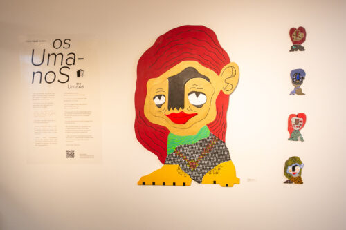 Assembleia recebe a exposição “Os Umanos” durante o mês de março